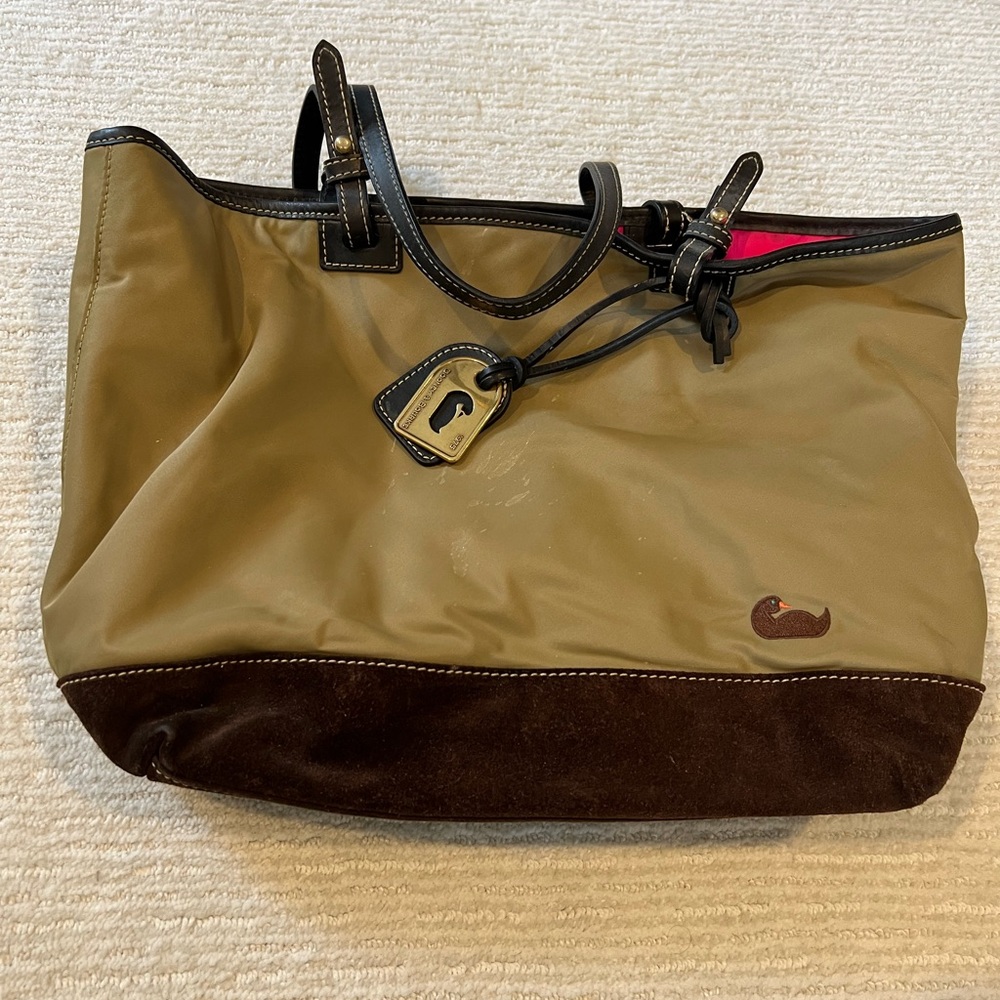 Dooney and Bourke tote, camel, excellent condition